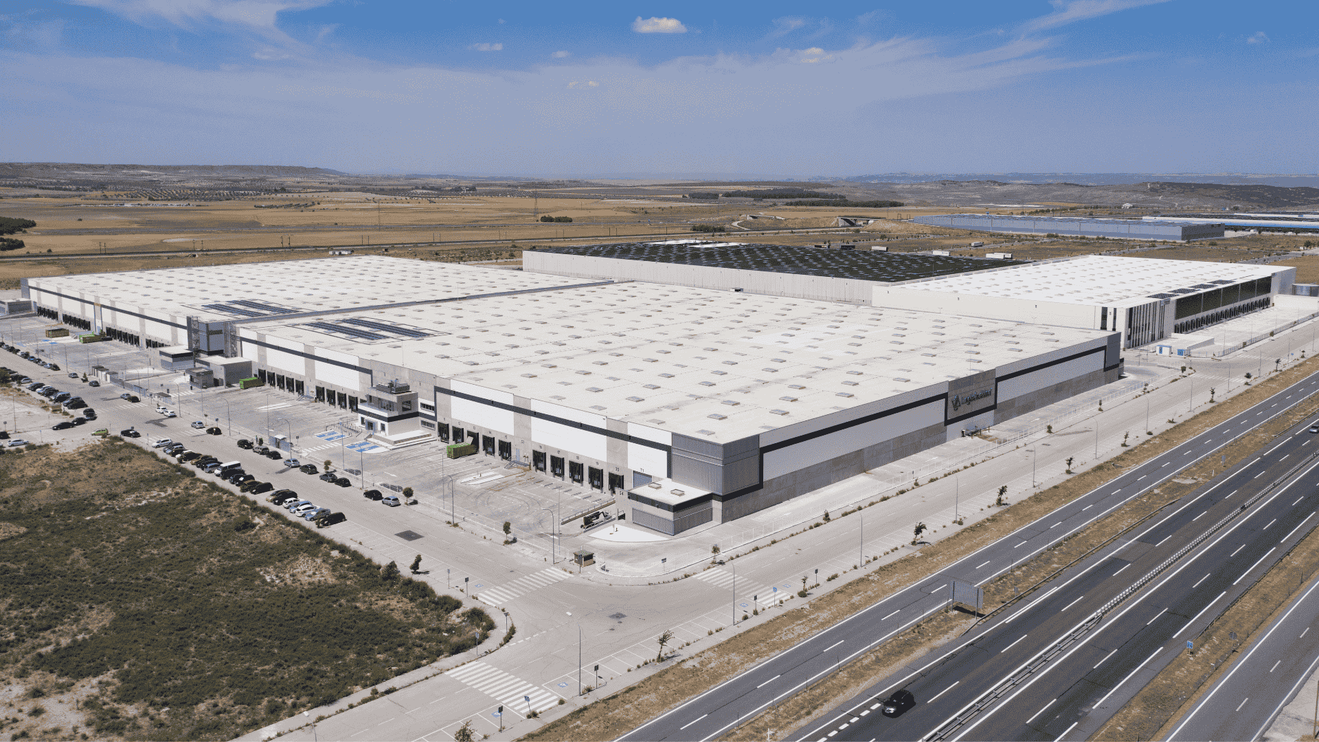 Proequity y Savills comercializan para PATRIZIA una nave logística de casi 34.000 m² en Toledo