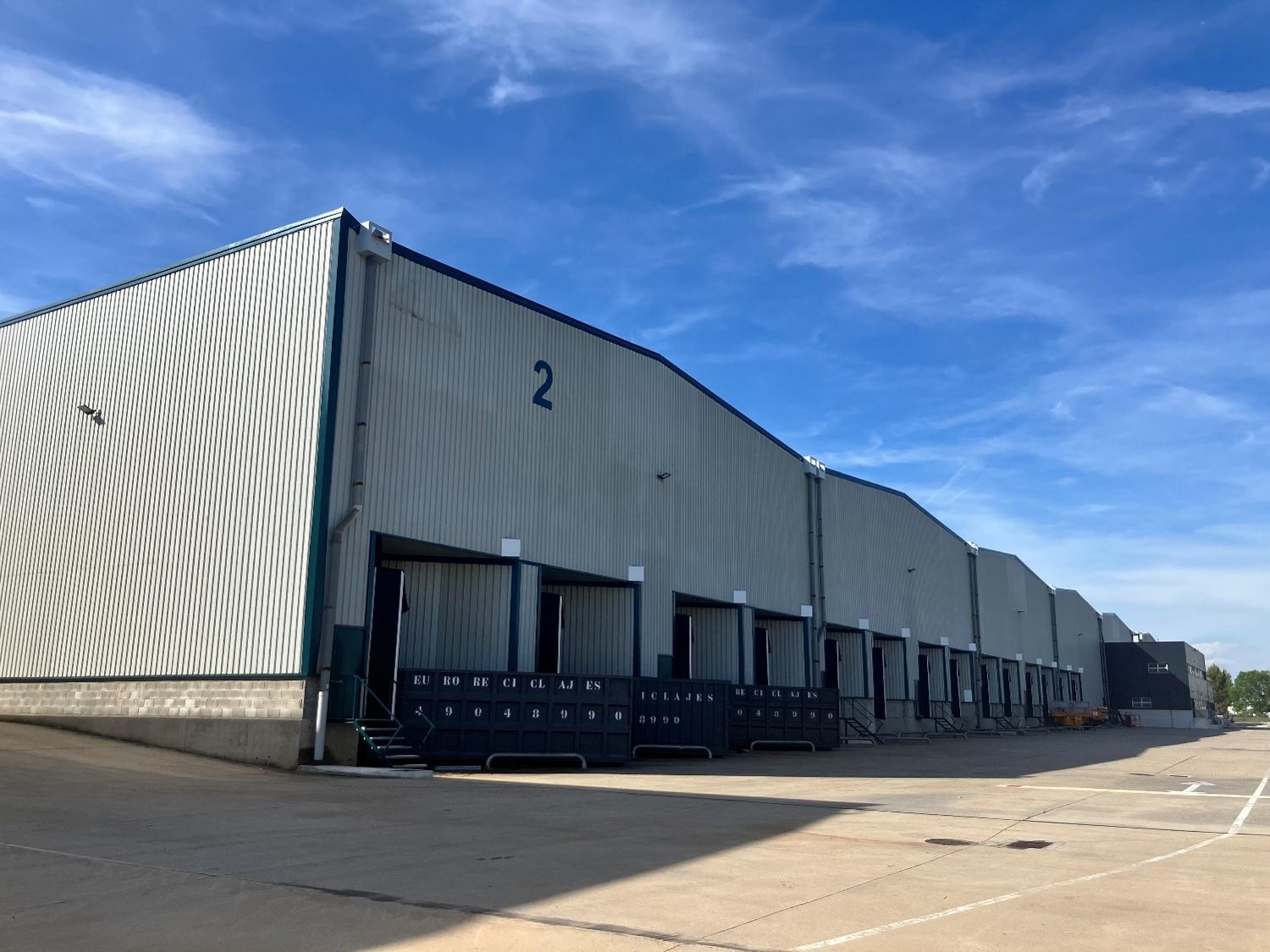 Logisfashion traslada su operativa de Cabanillas I a un nuevo centro logístico para modernizar su infraestructura